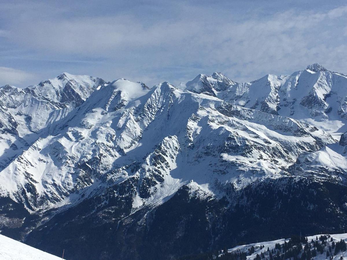 Les Pierres Blanches Mont Blanc Apartment เลกงตามีน-มงฌัว ภายนอก รูปภาพ